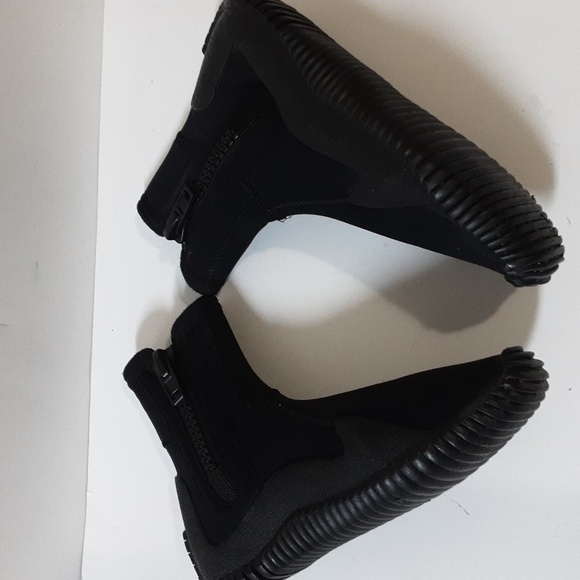 Mares  Dive Adult  Classic 3mm Neoprene Boots Mens 5 Rubber Sole - Picture 4 of 10